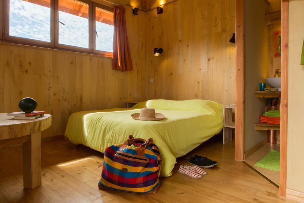 Hôtel La Ferme De Cagnolle à Saint-Amand-de-Belvès Extérieur photo