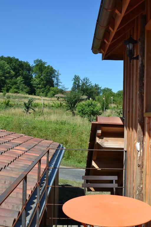 Hôtel La Ferme De Cagnolle à Saint-Amand-de-Belvès Extérieur photo